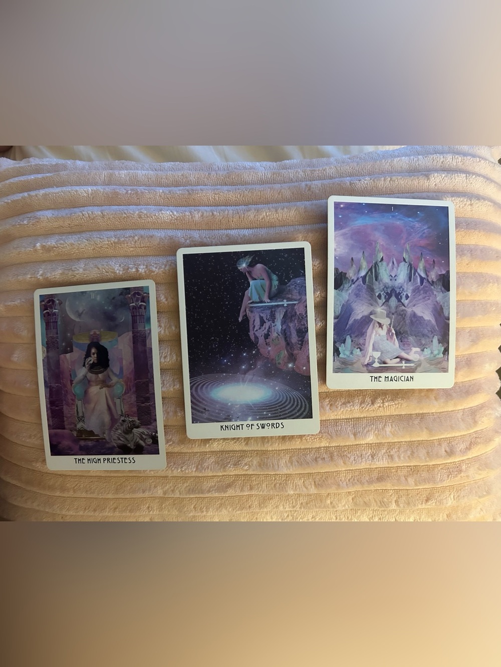 The Starchild Tarot Deck - Pastel Cosmic Card Set - Picture 3 of 4